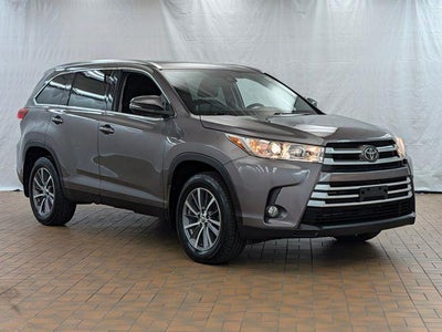 2019 Toyota Highlander AWD XLE 4DR SUV