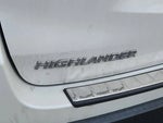 2019 Highlander Thumbnail 4