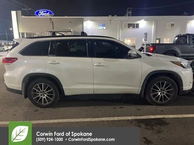 2017 Toyota Highlander AWD SE 4DR SUV