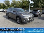 2017 Highlander Thumbnail 1