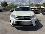 2017 Highlander Thumbnail 8