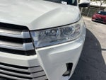 2017 Highlander Thumbnail 9