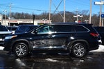 2018 Highlander Thumbnail 3