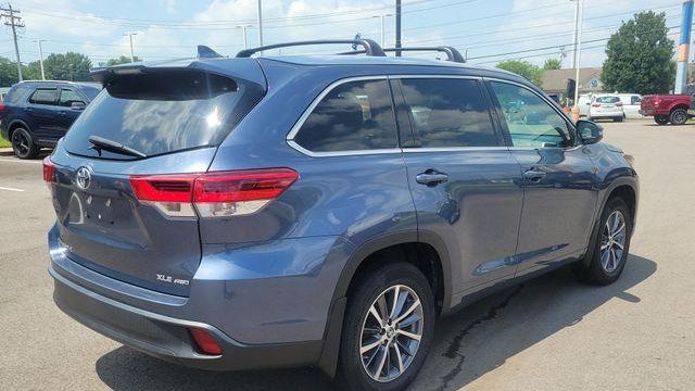 2018 Toyota Highlander SE