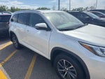 2019 Highlander Thumbnail 9