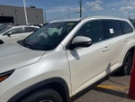 2019 Highlander Thumbnail 19