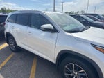 2019 Highlander Thumbnail 24