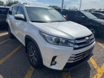 2019 Highlander Thumbnail 25
