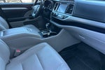 2017 Highlander Thumbnail 16