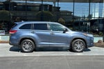 2017 Highlander Thumbnail 3
