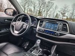 2017 Highlander Thumbnail 13
