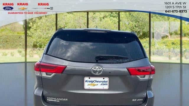 2017 Toyota Highlander SE