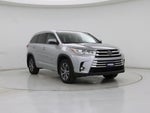 2017 Highlander Thumbnail 1