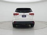 2019 Highlander Thumbnail 6