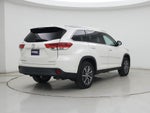 2019 Highlander Thumbnail 8