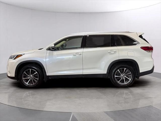 2019 Toyota Highlander - $27,795