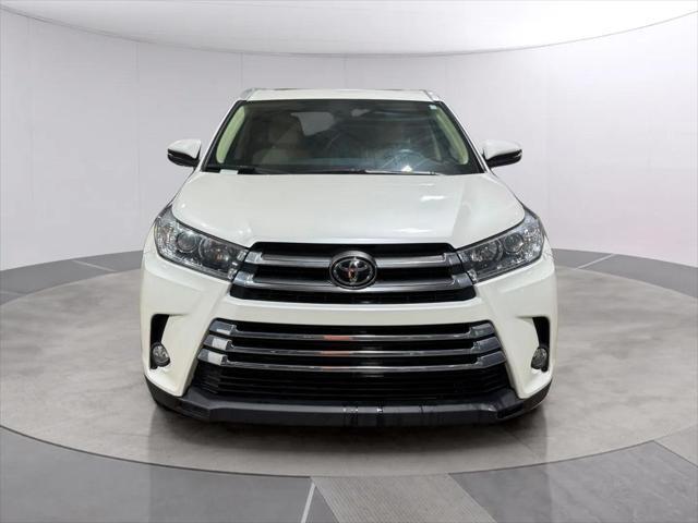 2019 Toyota Highlander - $27,795