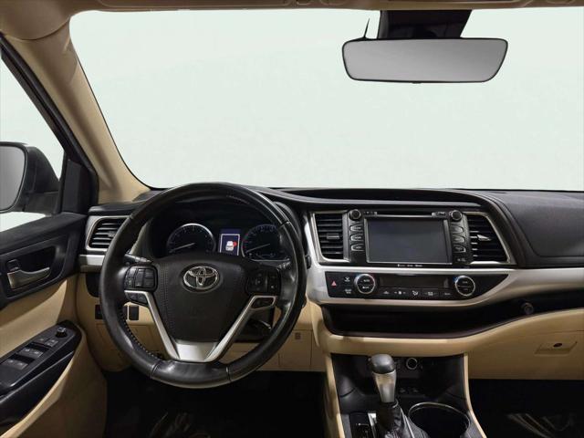 2019 Toyota Highlander - $27,795