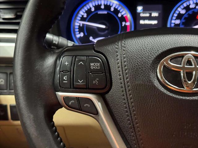 2019 Toyota Highlander - $27,795