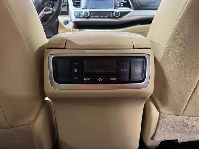 2019 Toyota Highlander - $27,795