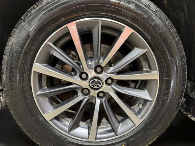 2019 Toyota Highlander - $27,795