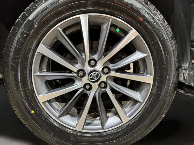 2019 Toyota Highlander - $27,795