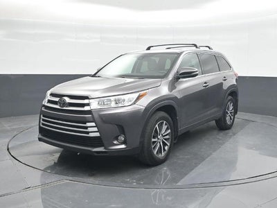 2017 Toyota Highlander AWD XLE 4DR SUV