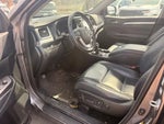 2018 Highlander Thumbnail 15