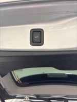 2019 Highlander Thumbnail 28