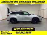 2019 Highlander Thumbnail 1