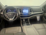 2019 Highlander Thumbnail 9
