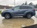 2019 Highlander Thumbnail 4