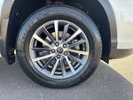 2017 Highlander Thumbnail 35