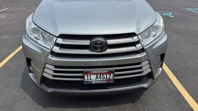 2017 Toyota Highlander SE