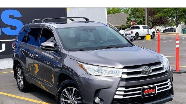 2018 Toyota Highlander SE