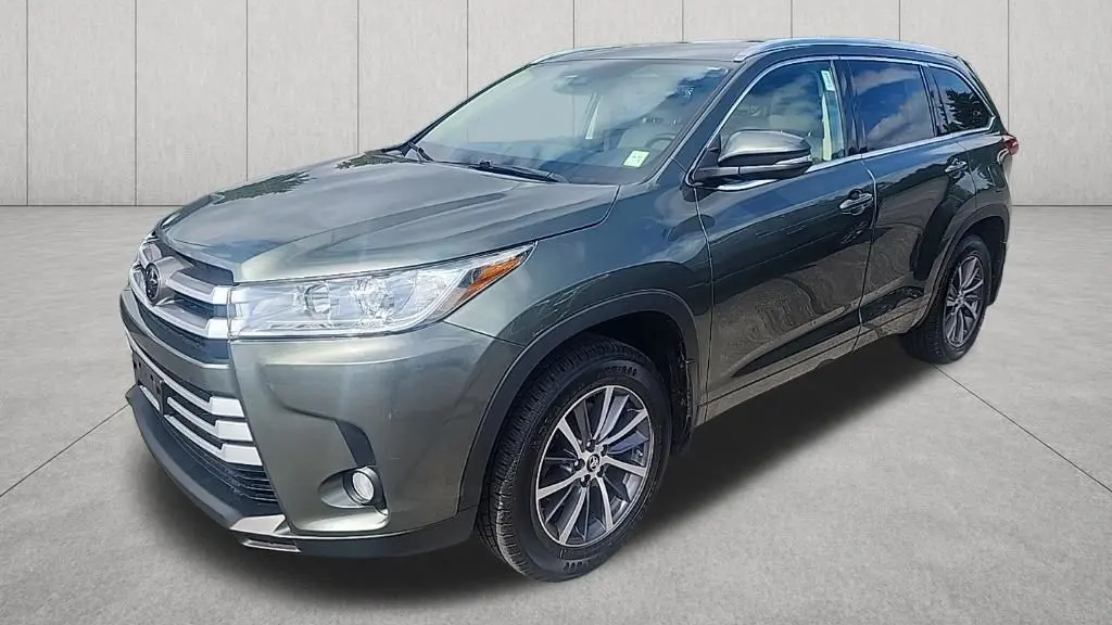 2018 Toyota Highlander SE