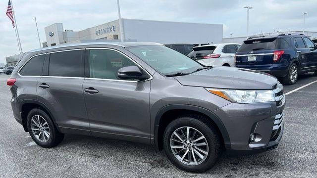 2018 Toyota Highlander SE