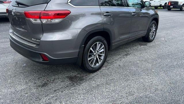 2018 Toyota Highlander SE