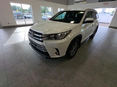 2019 Toyota Highlander AWD SE 4DR SUV