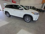 2019 Highlander Thumbnail 6