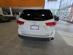 2019 Highlander Thumbnail 11