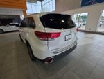 2019 Highlander Thumbnail 13