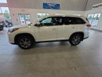 2019 Highlander Thumbnail 16