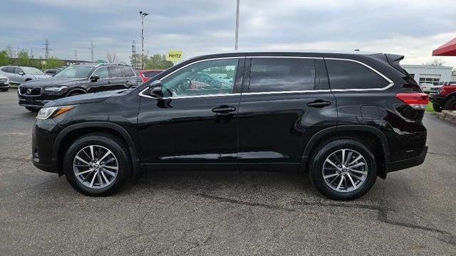 Preowned 2019 Toyota Highlander SE for Sale