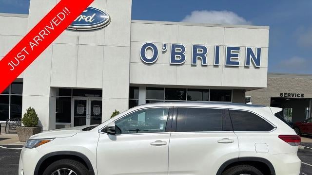Preowned 2019 Toyota Highlander SE for Sale