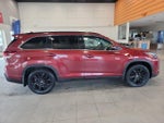 2019 Highlander Thumbnail 6