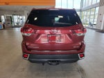 2019 Highlander Thumbnail 9