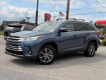 2019 Highlander Thumbnail 2