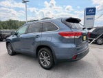 2019 Highlander Thumbnail 5