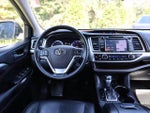 2018 Highlander Thumbnail 16